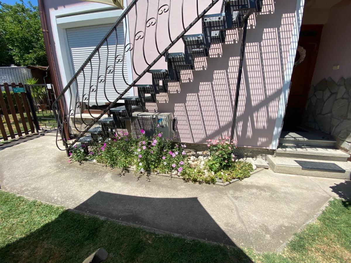 Do-Ti Apartmanhaz 발라톤엘 외부 사진