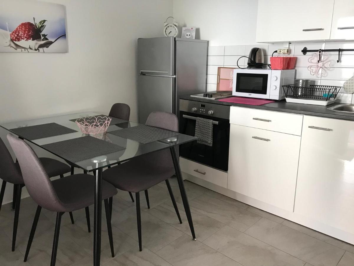 Do-Ti Apartmanhaz 발라톤엘 외부 사진